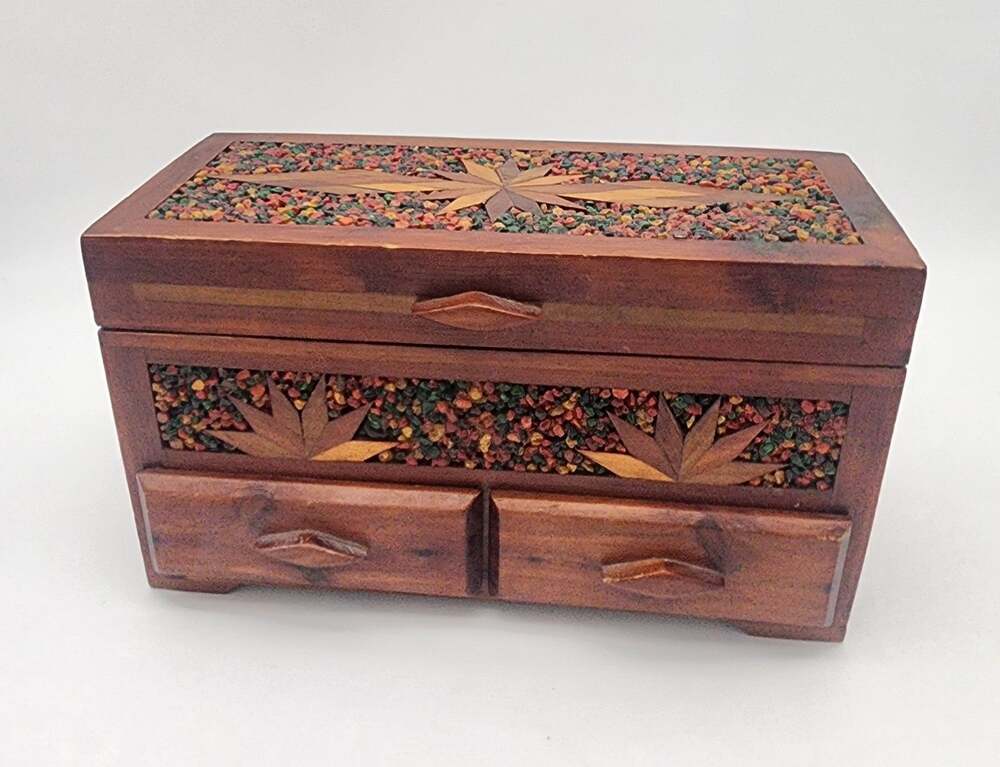Vtg MCM Folk Art Tramp Art Mosaic Inlay Rectangle Trinket Jewelry Box 12x7x5.5"